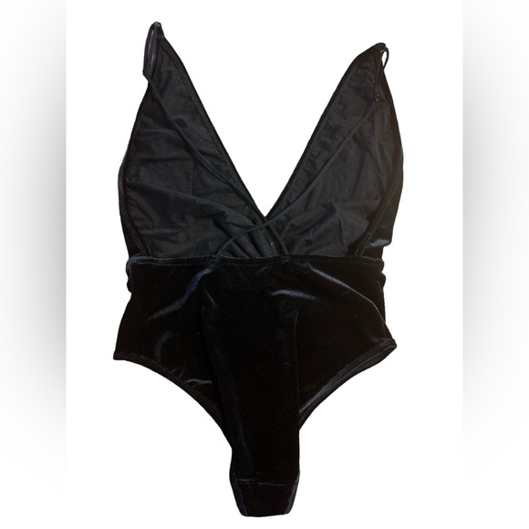Nordstrom Velour Black Bodysuit Deep-V NWOT - Picture 4 of 6